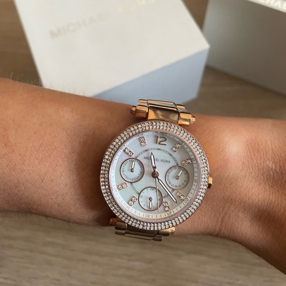 MICHAEL KORS WATCH - Picture 2 of 3